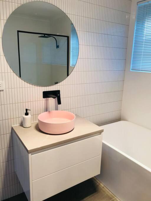 The Blush House Apartment Hobart Luaran gambar